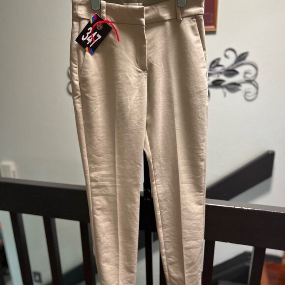 H&M Light Khaki Trousers - Picture 8 of 8